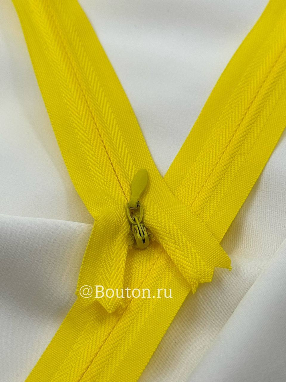 Молния потайная желтая