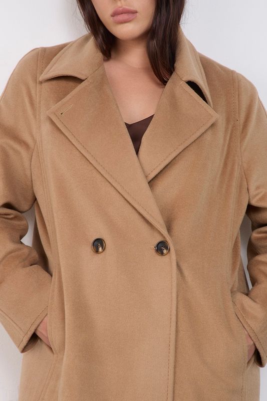 Пальто двубортное с отстрочкой, кэмел
