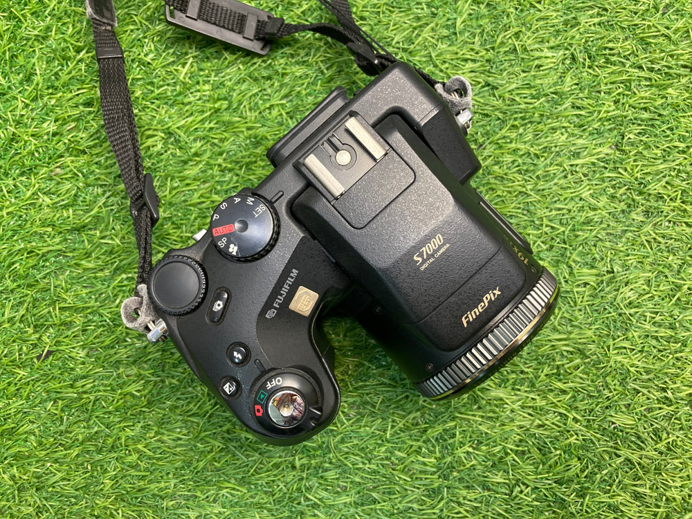 FujiFilm FinePix S7000