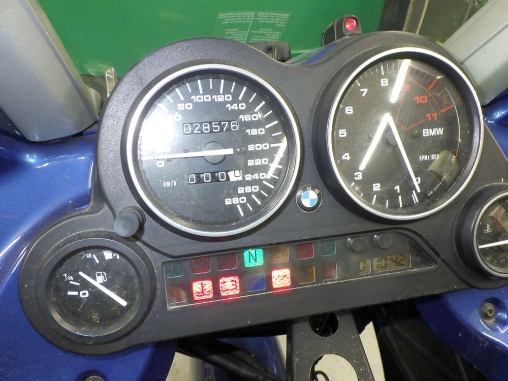 BMW K1200RS WB10547J52ZG27248