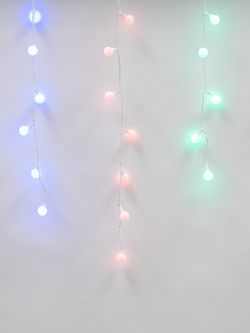 ULD-E2405-100-DTA MULTI IP20 RAINBOW Занавес светодиодный фигурный с контроллером Радуга. 16 нитей. 100 светодиодов. Размер 2.5х0.5м. Цвет свечения разноцветный. IP20. Провод прозрачный. Упаковка картон.