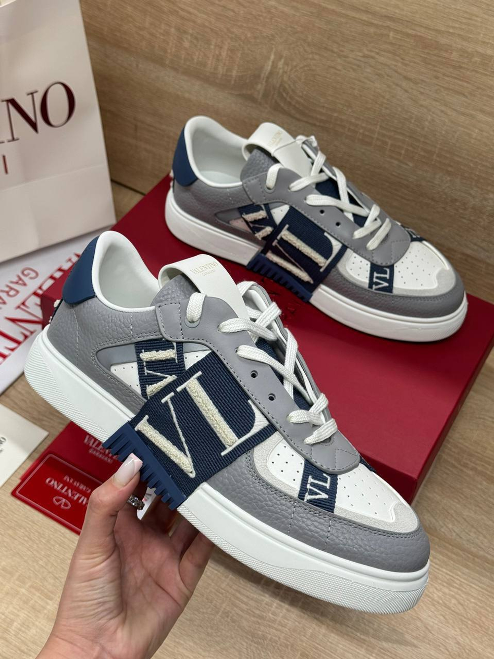 Кеды Valentino