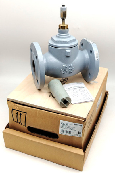 Клапан двухходовой фланцевый Honeywel V5328A1088 DN40 Kvs-25 PN16
