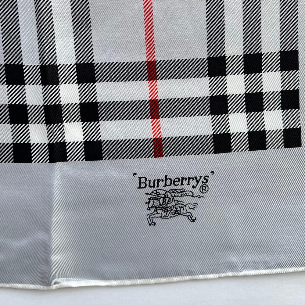 Платок в клетку Burberrys