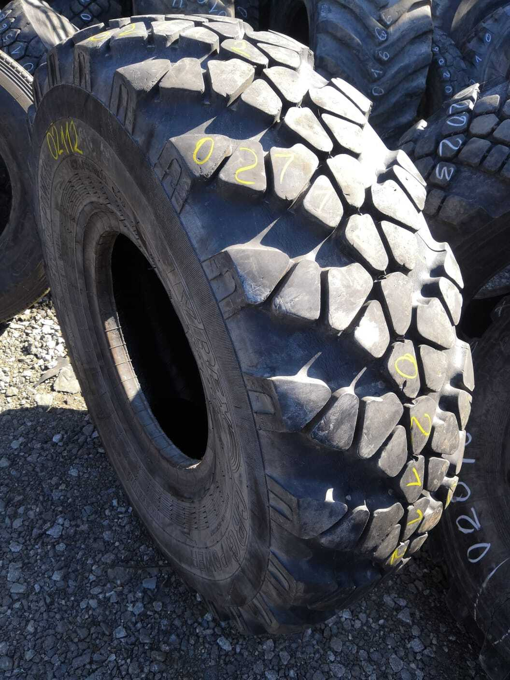 425/85R21 Омскшина O-184 шина б/у