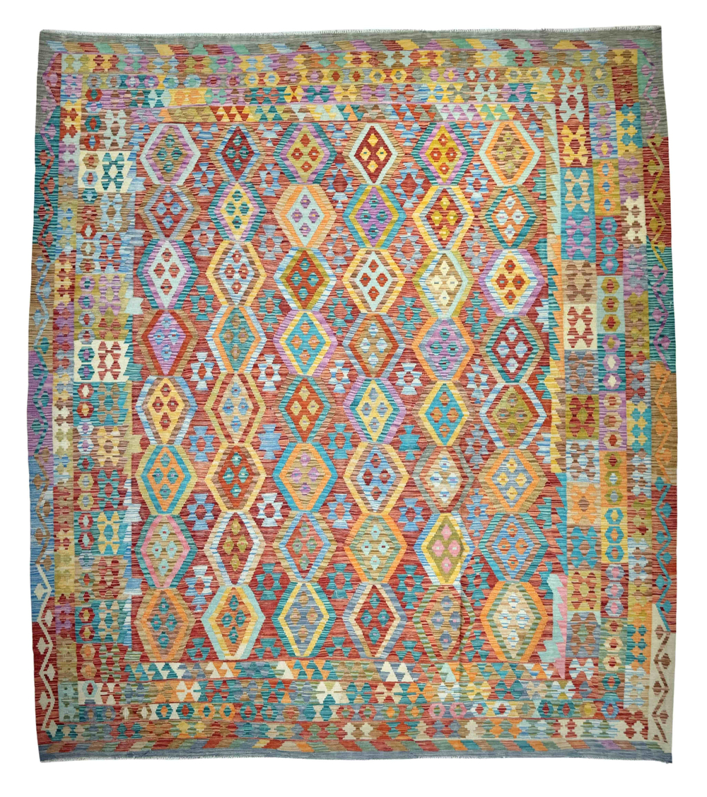 Maimana Kilim 270 x 300 см