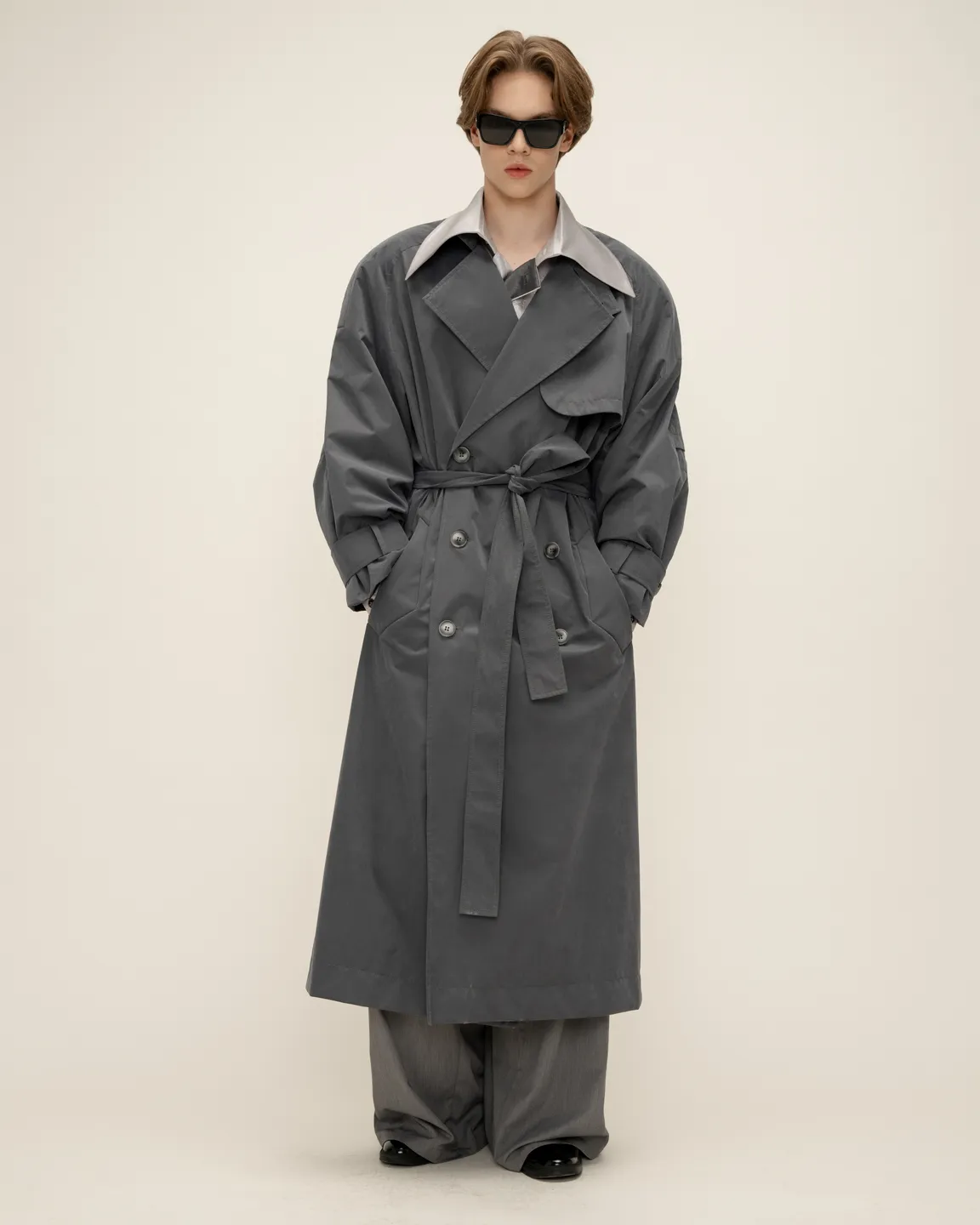 Серый тренч 