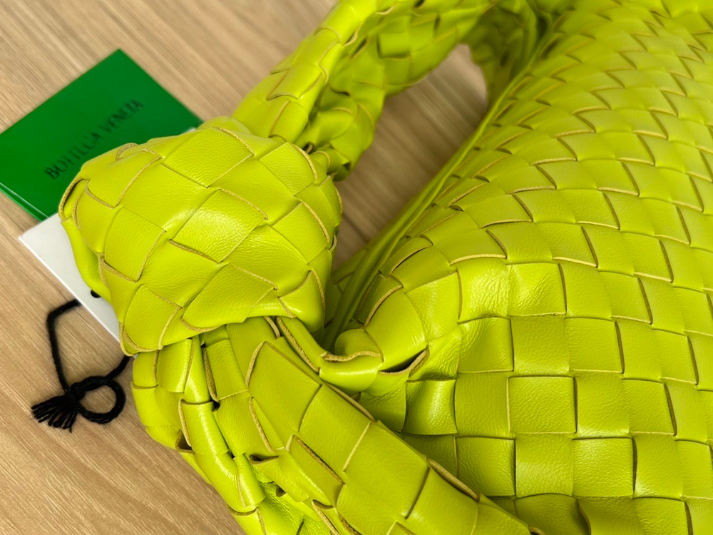 Bottega Veneta Teen Jodie 36 cm