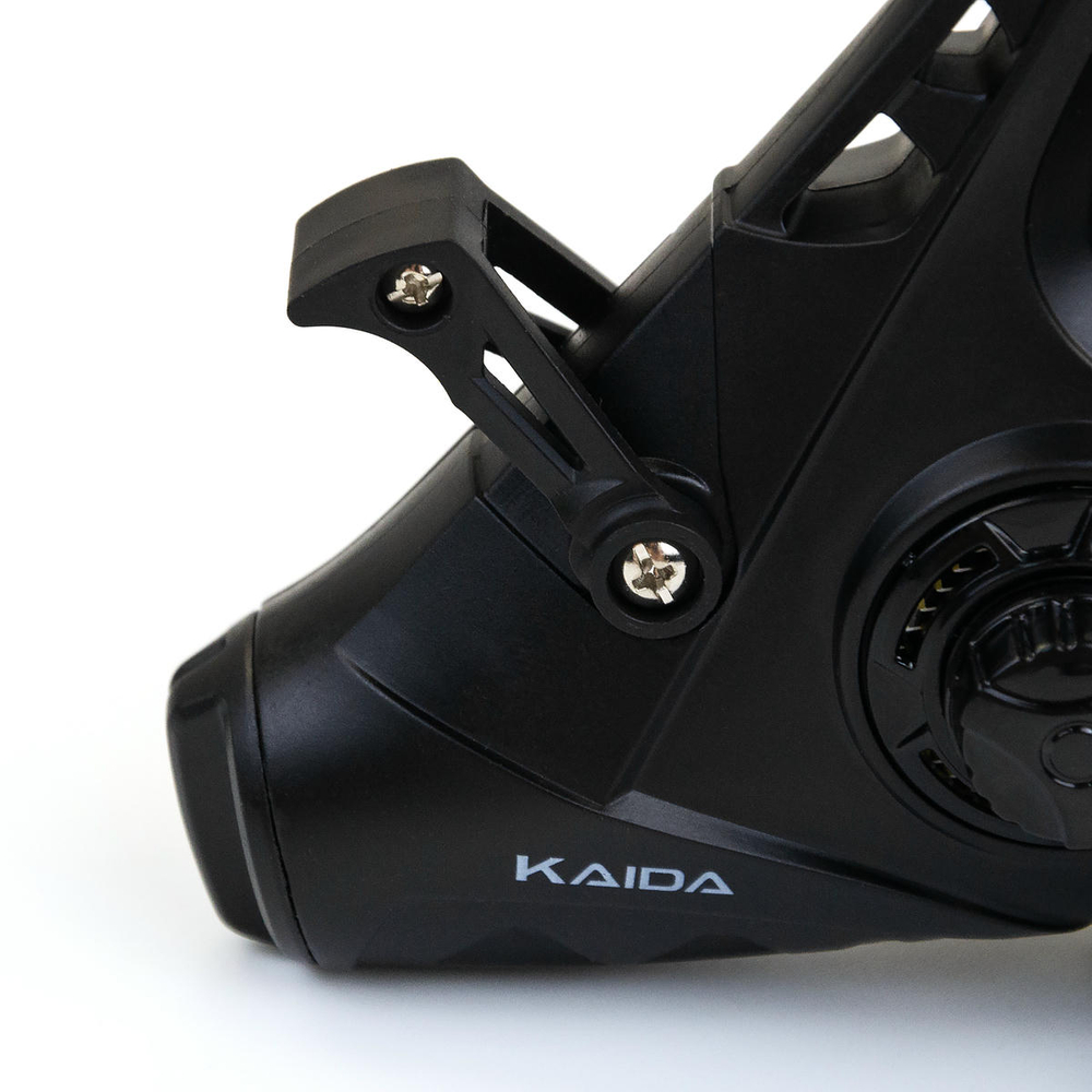 Безынерционная катушка с байтраннером 6000 Kaida ARCHER (7+1BB, мет. шпуля)