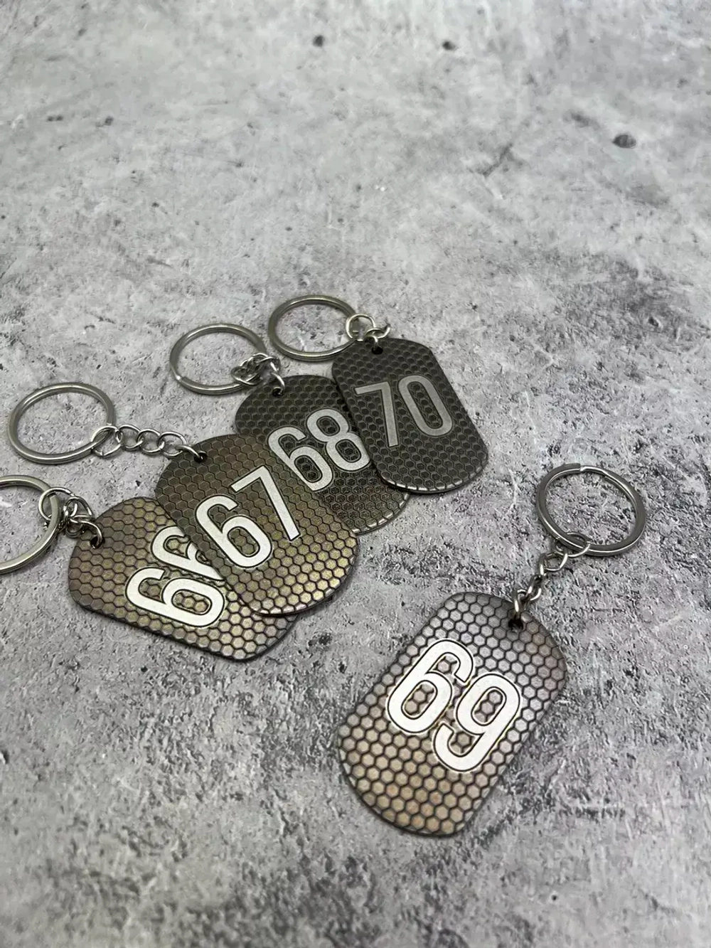 Номерки на ключи металлические 66-70