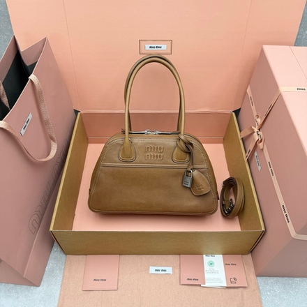 Miu Miu Vivant Bag 32 cm