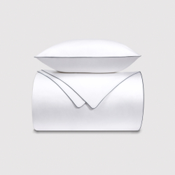 Постельное белье 2 спальное евро макси Сlaire&Caroll Lune белое с зеленым кантом