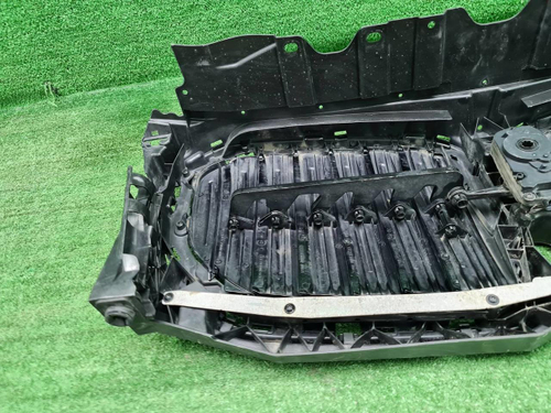 Решетка радиатора BMW X5 G05 (2018-2023)