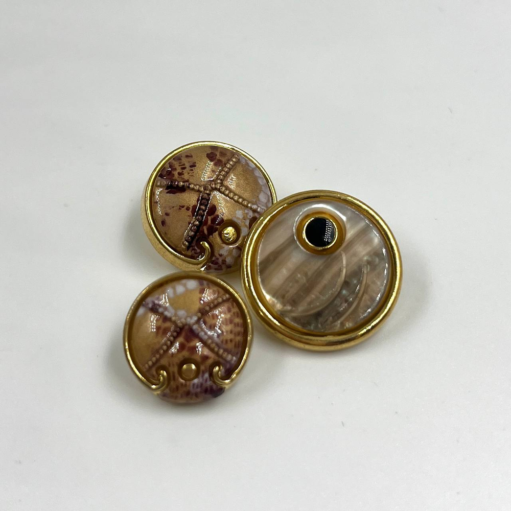 Пуговицы перламутр с золотом