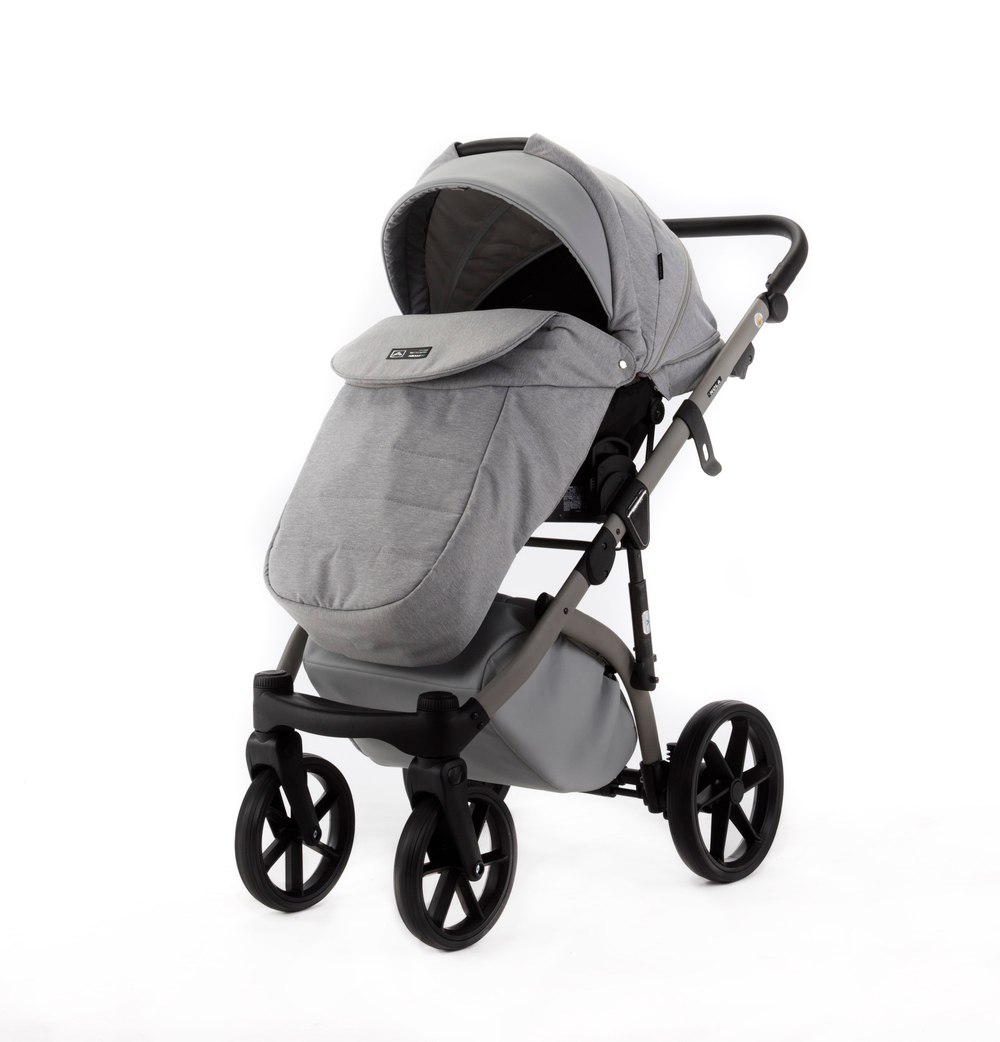Детская универсальная коляска Adamex NOLA Natura MOON-9 (2в1) - Светло-серая ткань, светло-серая экокожи