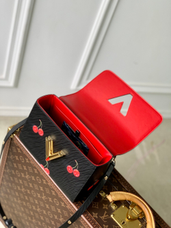 Louis Vuitton Twist MM