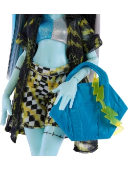 Монстер Хай Фрэнки - Остров страха / Frankie - Adise island