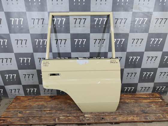 Дверь задняя правая Toyota Land Cruiser 70 84-нв Б/У Оригинал 6711360070