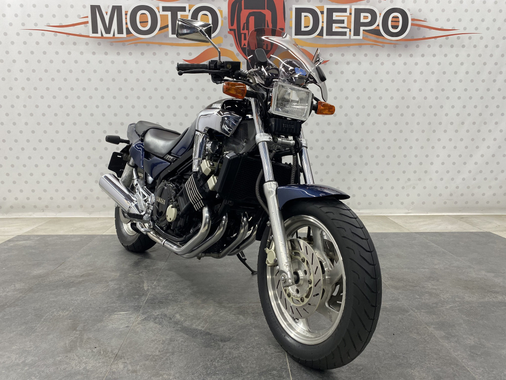 Yamaha FZX750 , 2000