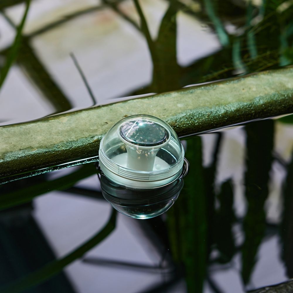 USL-S-824-PT100 POOL LIGHT Садовый светильник на солнечной батарее. Плавающий. 22 светодиода. RGB свет. Белый свет. Теплый белый свет. 1xАA Ni-Mh аккумулятор в-к. IP44. TM Uniel