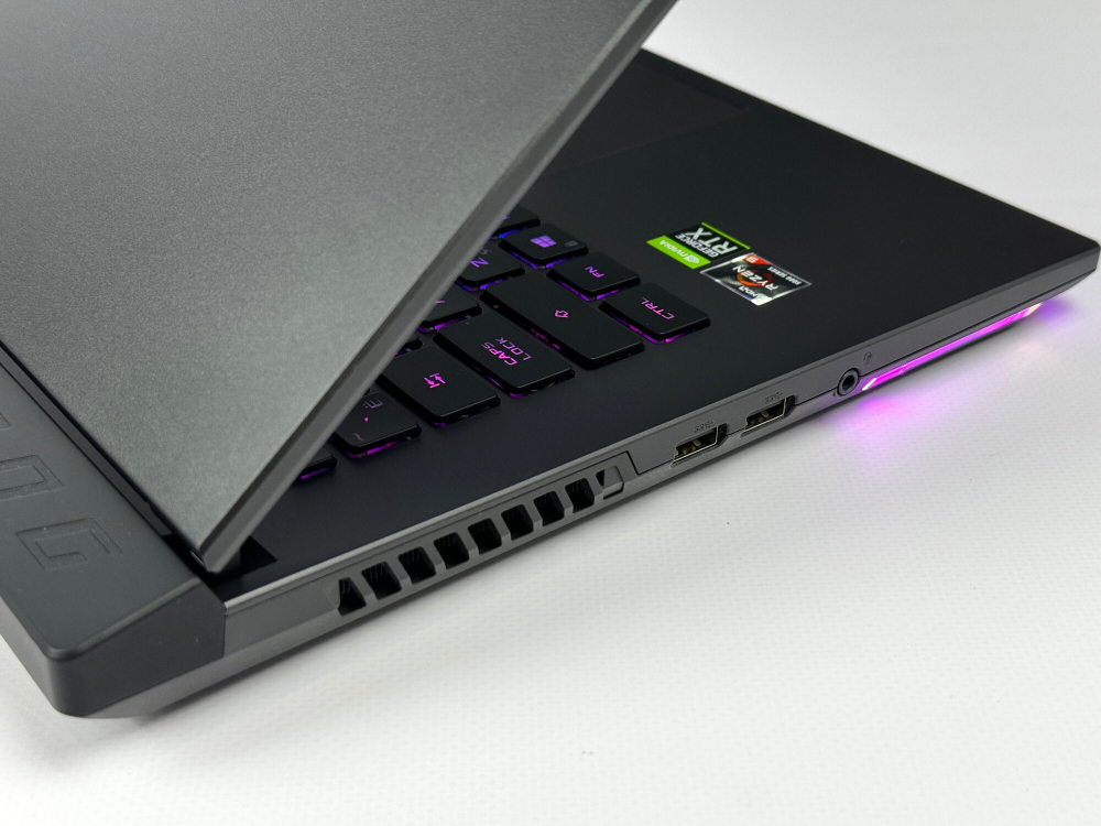 Игровой ноутбук Asus Rog Strix Ryzen9 5900HX/16GB(RAM)/1TB(SSD)/RTX3070(8GB)/15.6/300HZ/IPS/FHD/Win11