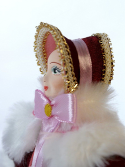 Кукла коллекционная Петербурженка