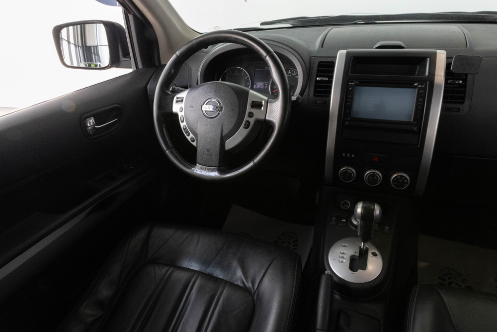 Nissan X-Trail, 2011 год