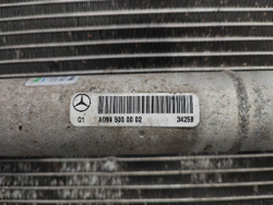 Радиатор кондиционера Mercedes ML GLE (W166), GL GLS (X166) 11-18 Б/У Оригинал A0995000002