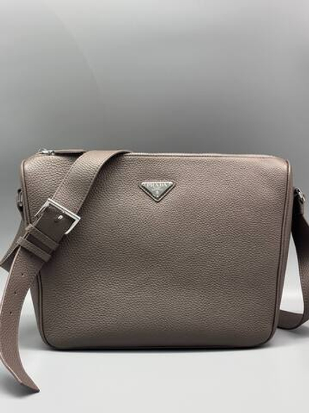 Сумка-мессенджер Prada