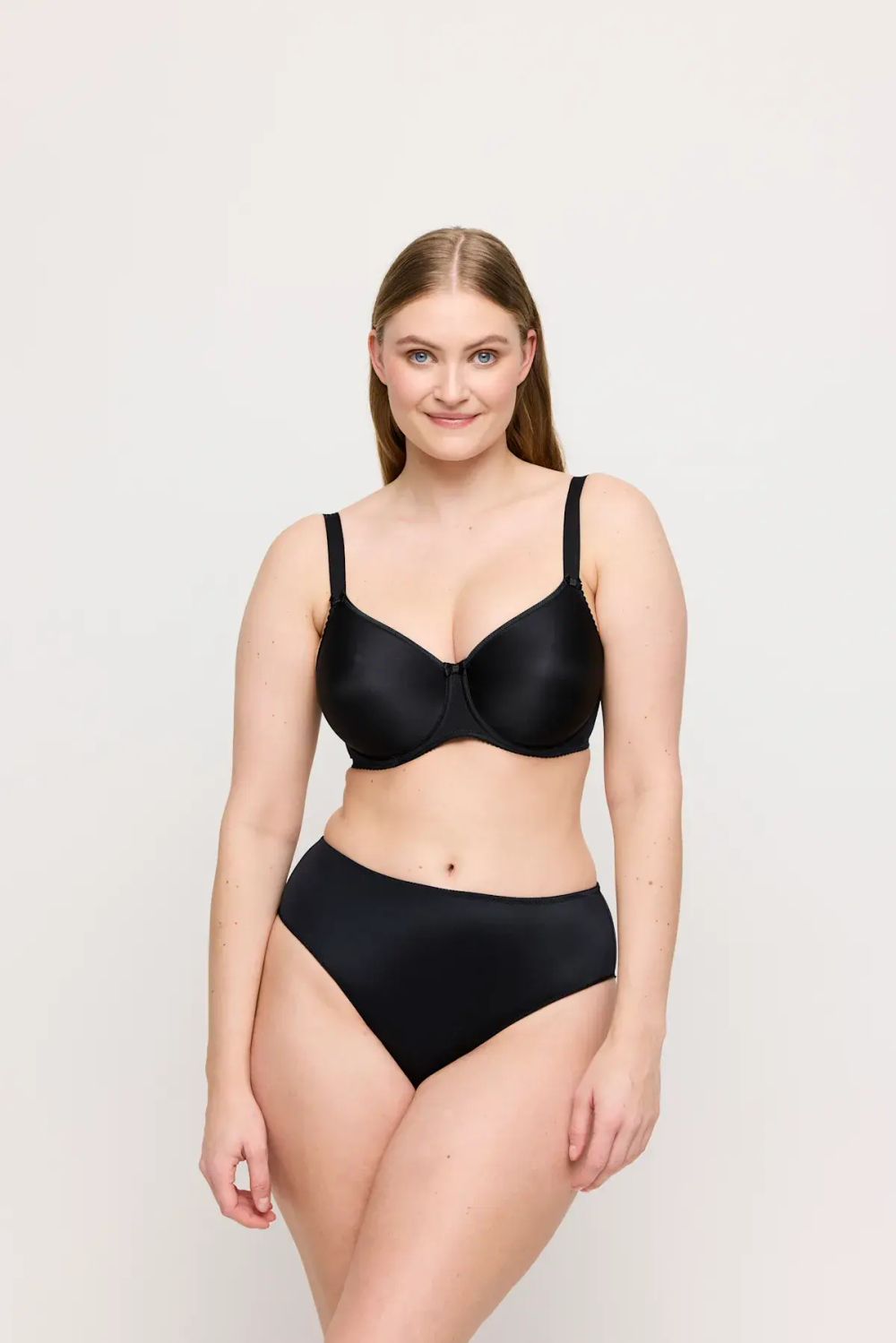 PRIMADONNA SATIN Бюстгальтер бесшовный полная чаша, черный