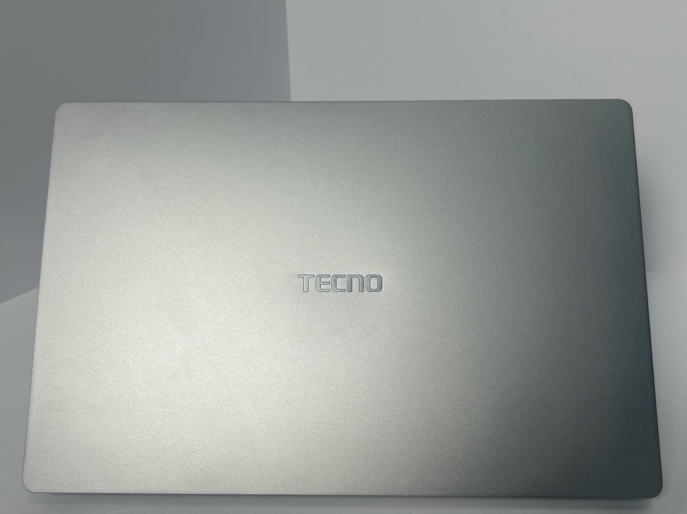 Ноутбук Tecno T15DA (4894947004940) 15.6"/AMD Ryzen 5 5560U/RAM 16GB/SSD 512GB/AMD Radeon Graphics/1920*1080/IPS/DOS/Подсветка кл-ры: LED/Серый космос. Состояние: B1