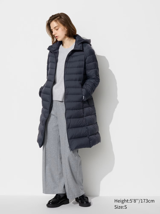 UNIQLO ЛЕГКИЙ ПУХОВИК, ТЕМНО-СЕРЫЙ