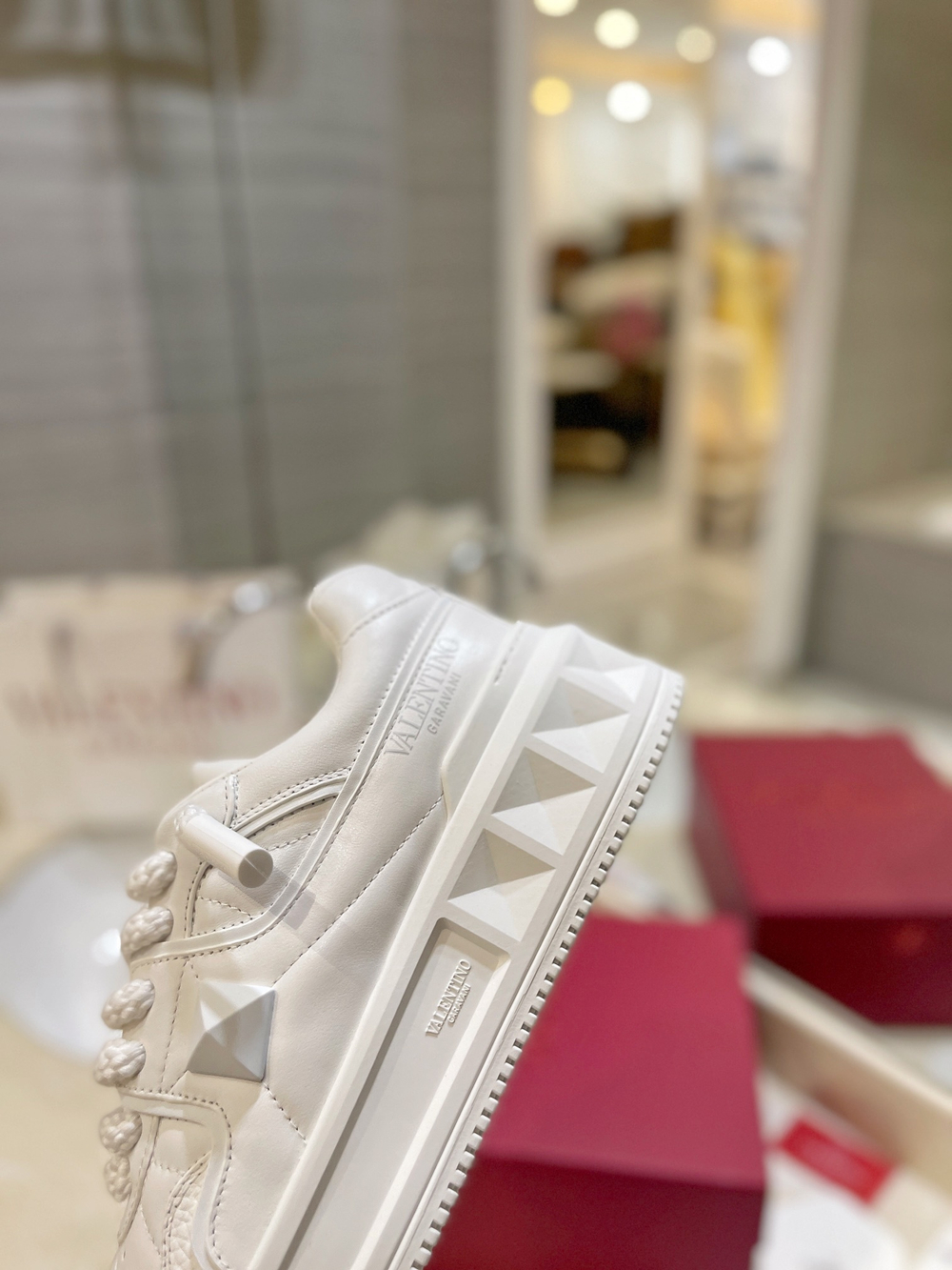 Valentino Sneaker