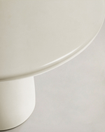 Журнальный столик Albanella из цемента с глянцевой белой отделкой Ø85 см