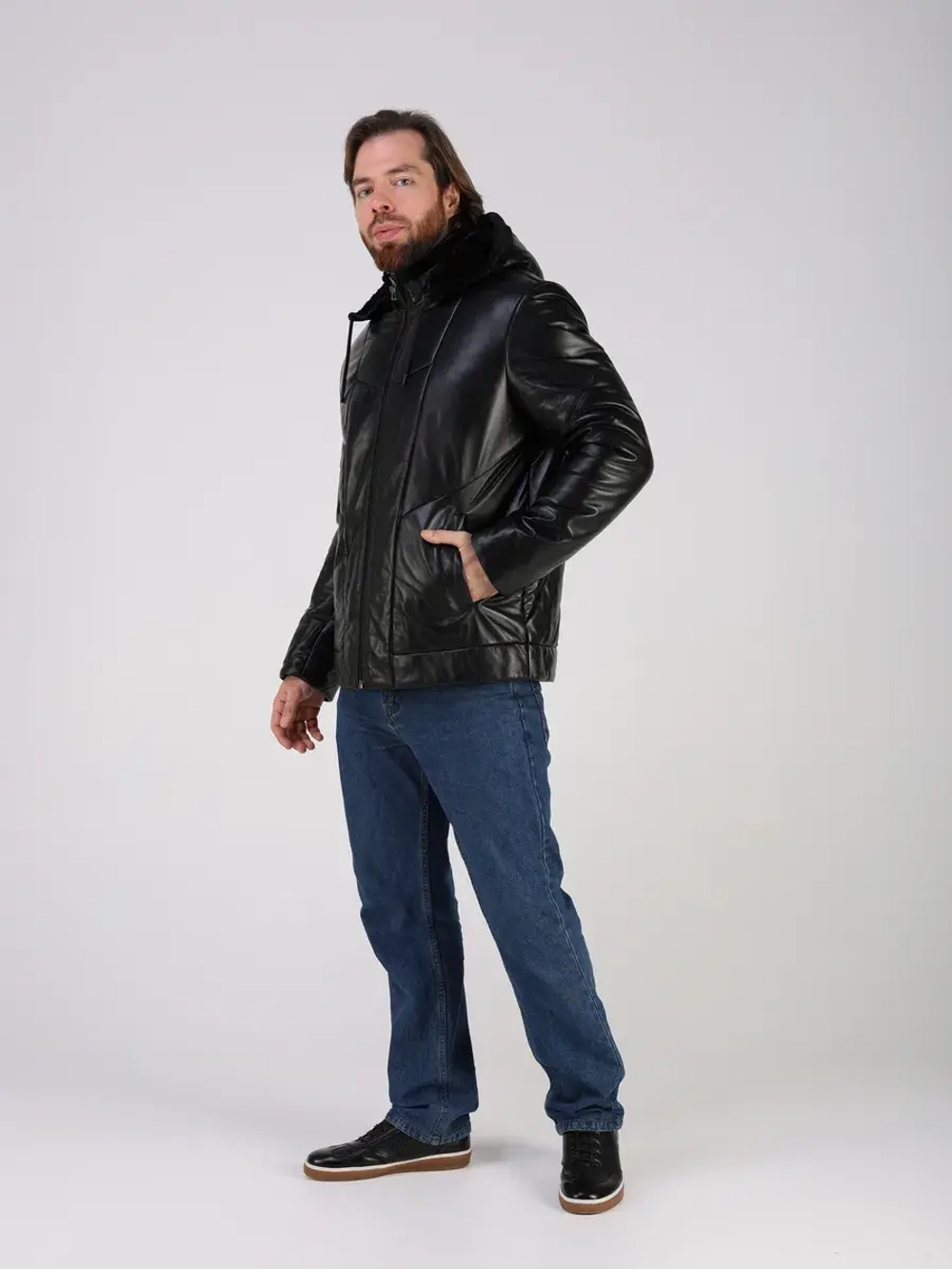 Куртка зимняя кожаная с капюшоном пуховик