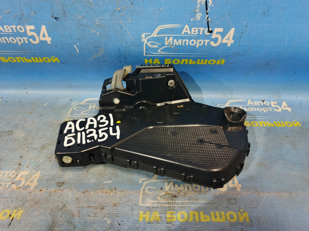 Замок багажника TOYOTA RAV4 2005-2016