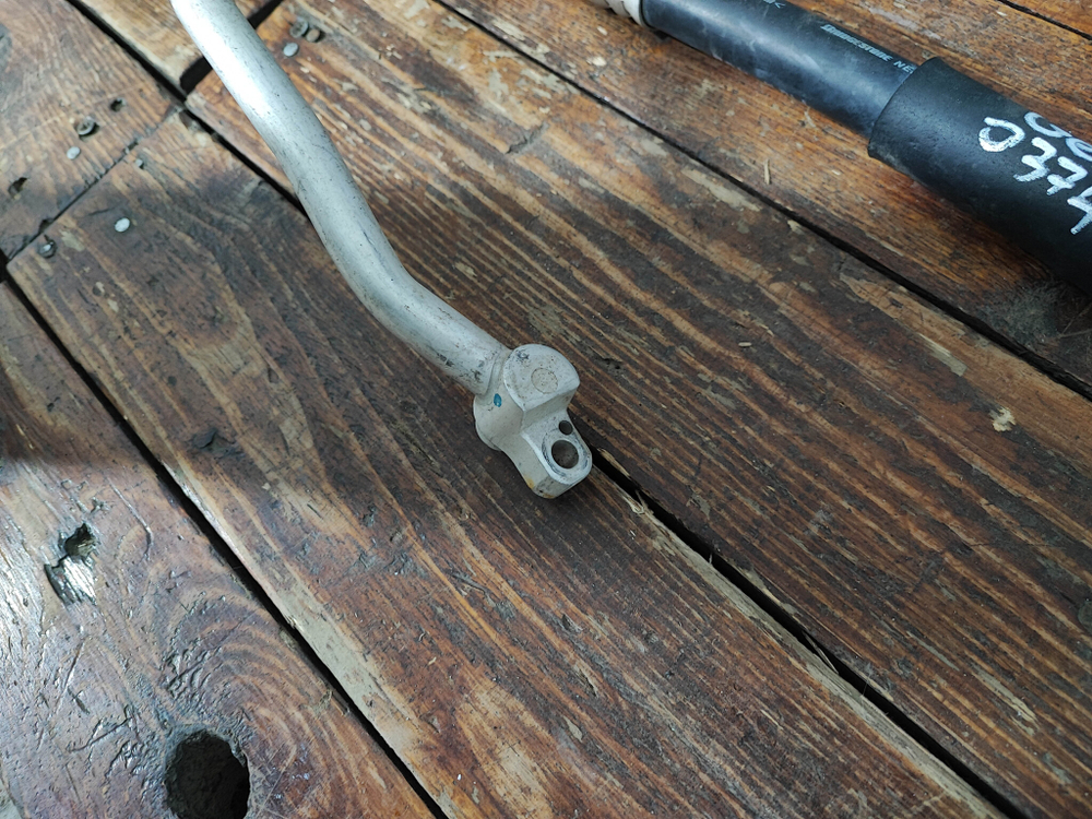 Трубка кондиционера Hyundai Getz 05-12 Б/У Оригинал 977631C250