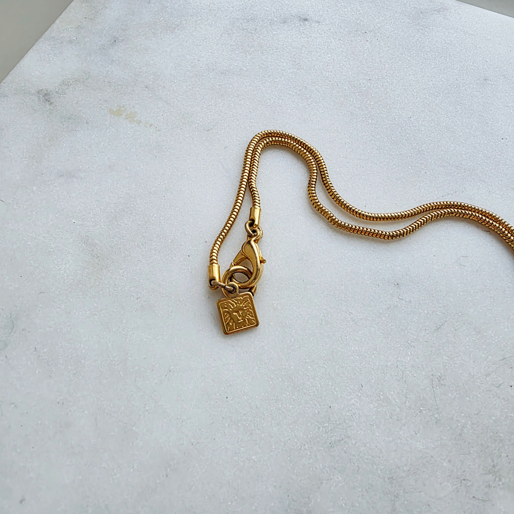 Кулон Anne Klein с маргариткой