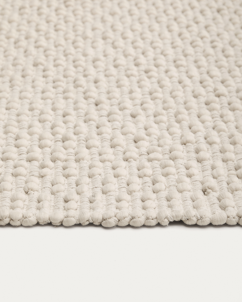 Ковер Mascarell из хлопка и полиэстера белого цвета 160 x 230 см