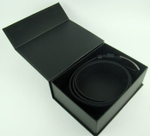 Коробка подарочная большая для 2-х ремней из картона чёрная на магните 20,5х15х7 см арт.5001