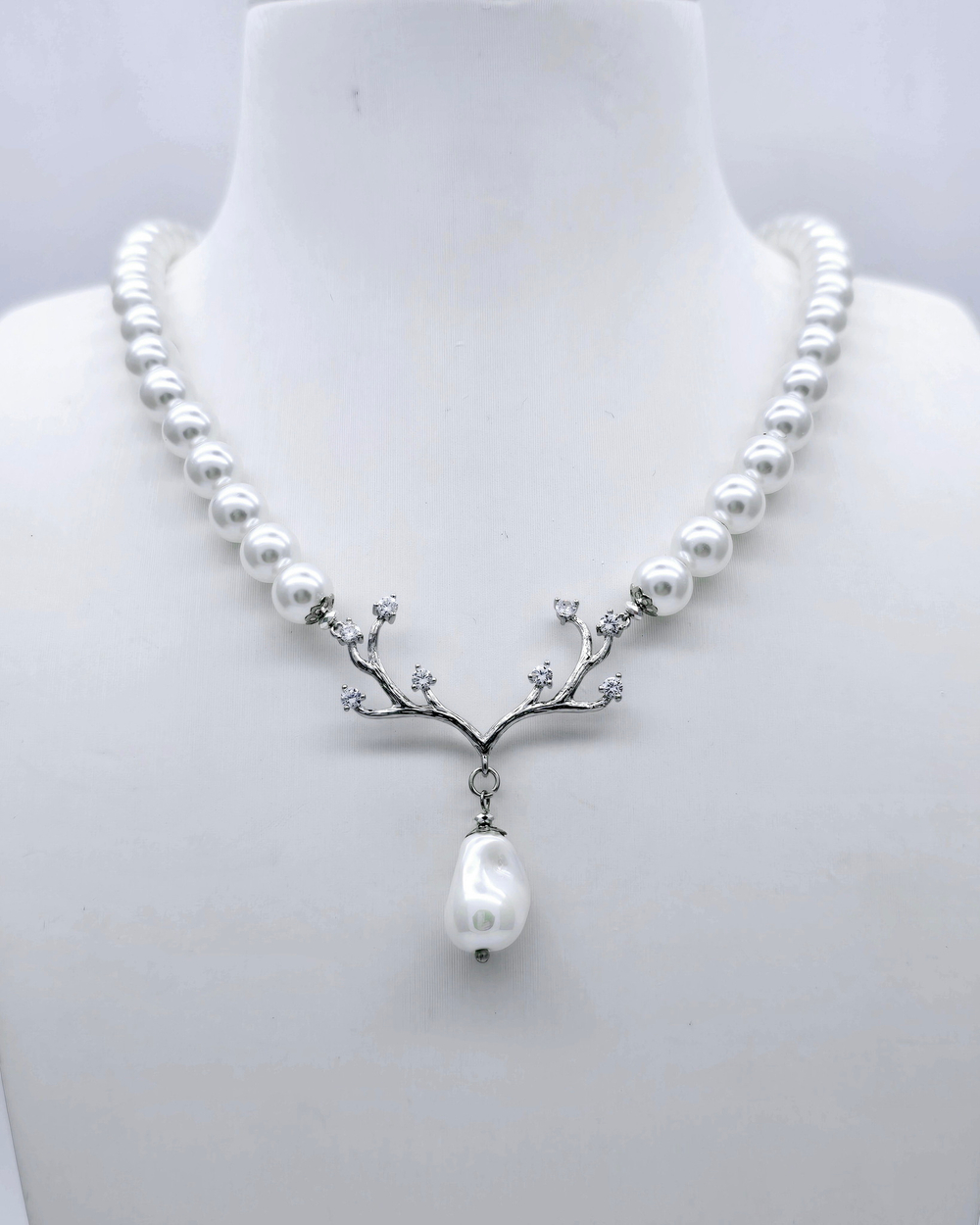 91002250 Колье Selena Pearls