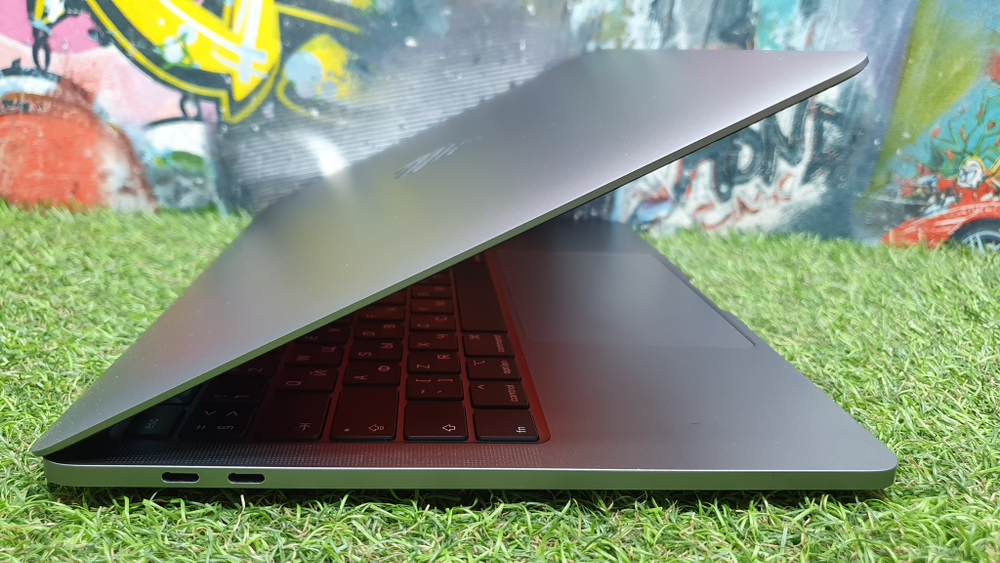 MacBook Pro 13 , 2020 г i5/8 Gb/SSD 256Gb/Retina/A2289