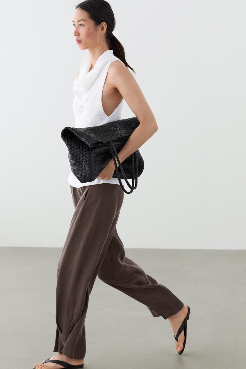 Massimo Dutti Струящиеся брюки с пуговицами по низу, сливовый