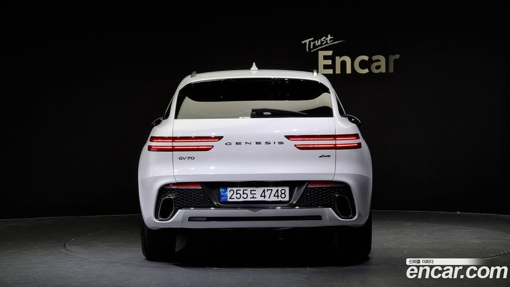 Genesis GV70 2.5T Бензин AWD (03.2022)