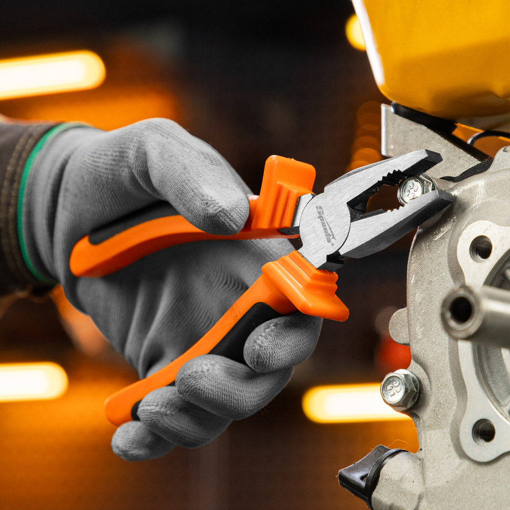 Плоскогубцы комбинированные Comfort, 180 мм, шлифованные, двухкомпонентные рукоятки Sparta