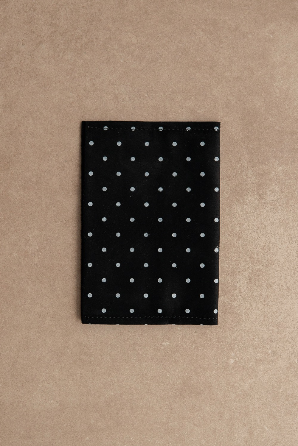 Обложка на паспорт SUEDE PASSPORT CASE DOTS