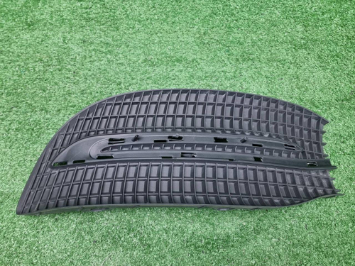 Решетка переднего бампера Mercedes S W222 (17-20)