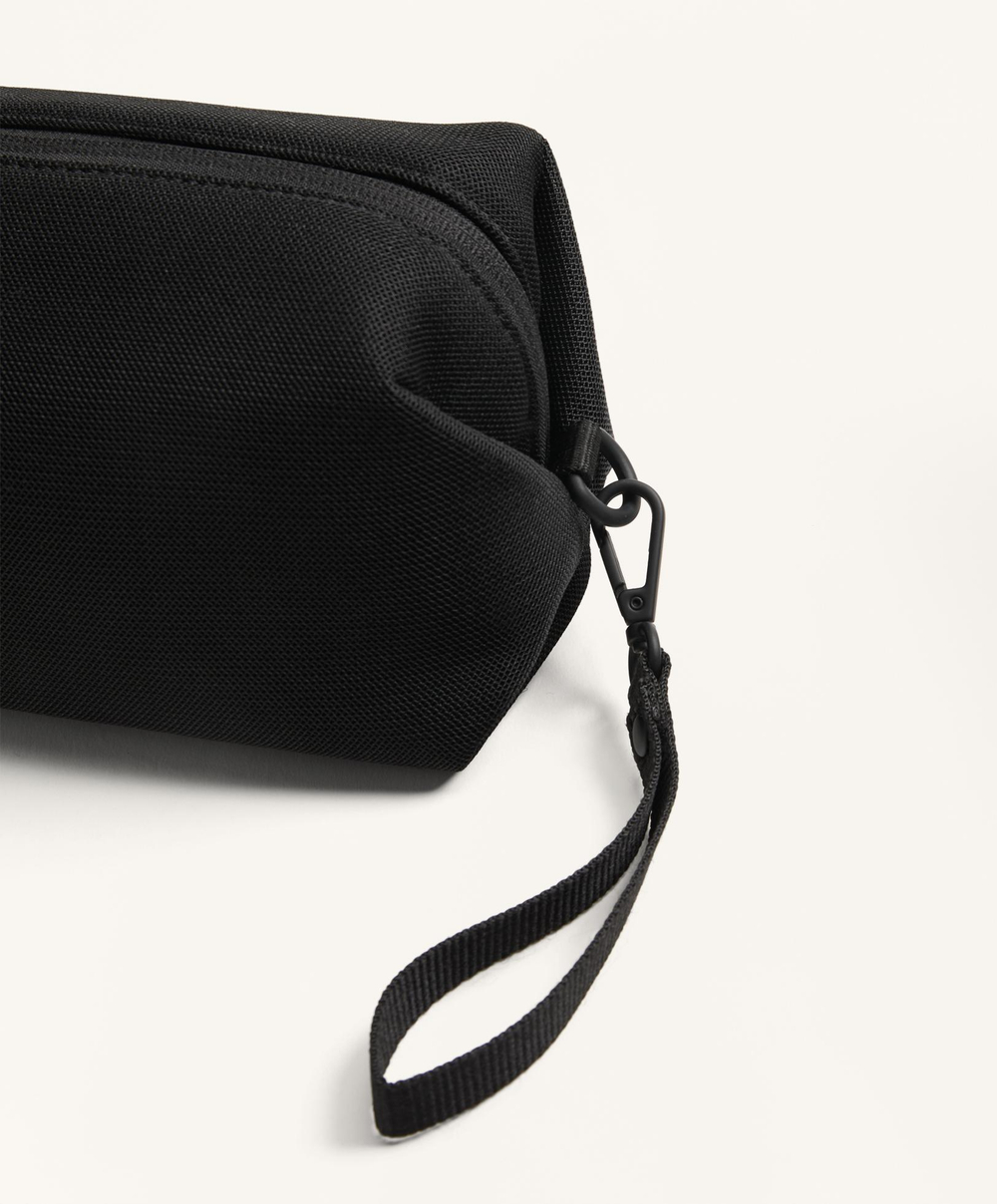 OYSHO Сетчатая косметичка, черный