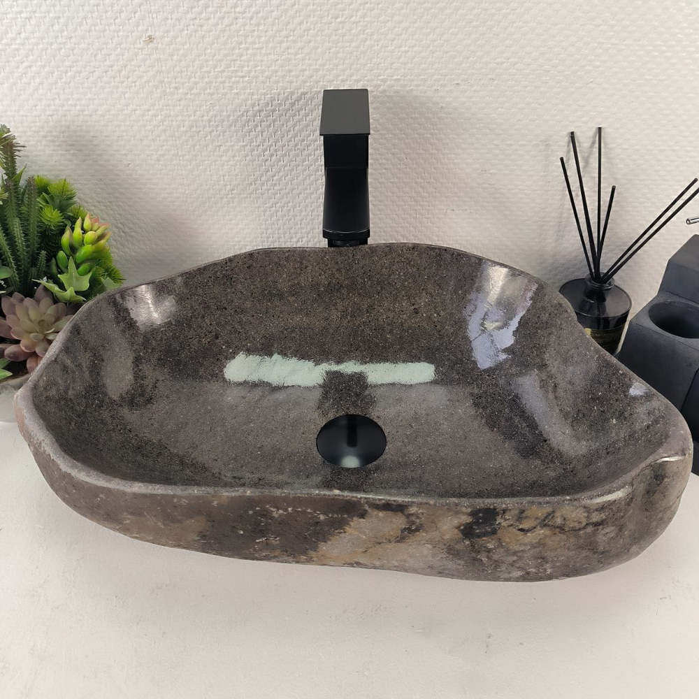 Раковина из речного камня RS-64994 54*34*15 0862