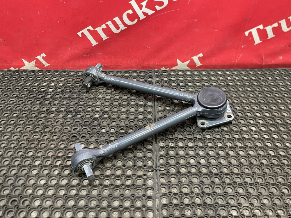 Тяга реактивная V-образная 2023г